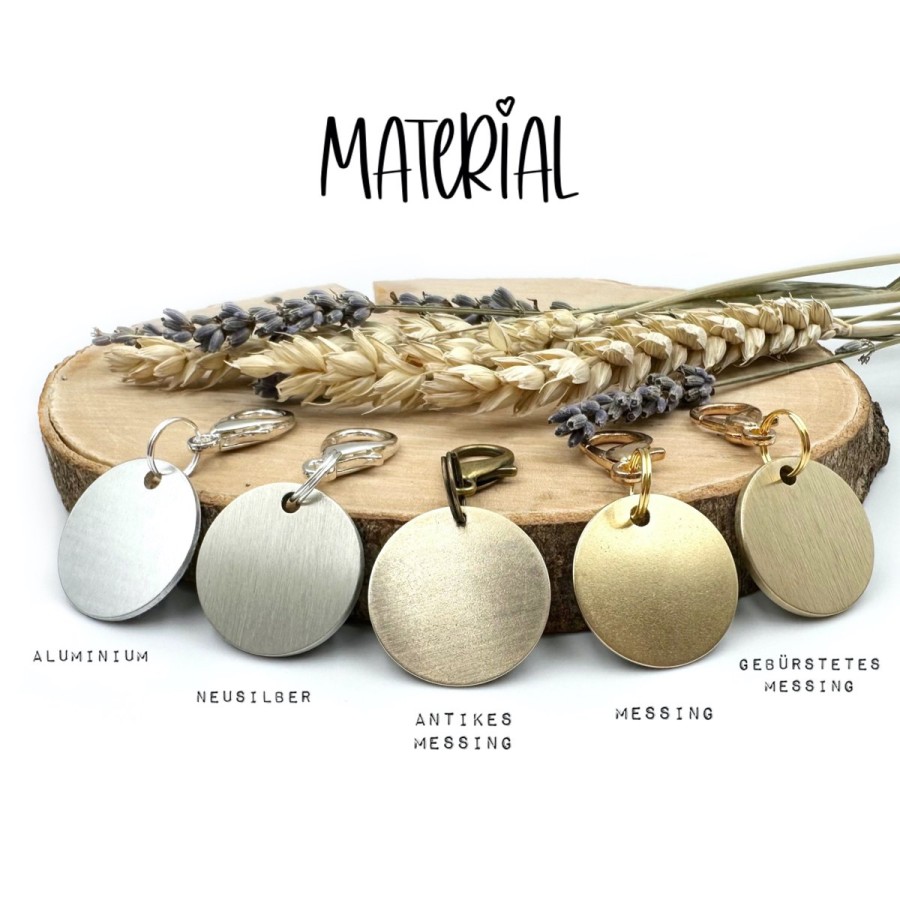 Hundemarke „Moonlight Bay“ – handgestempelt & personalisierbar