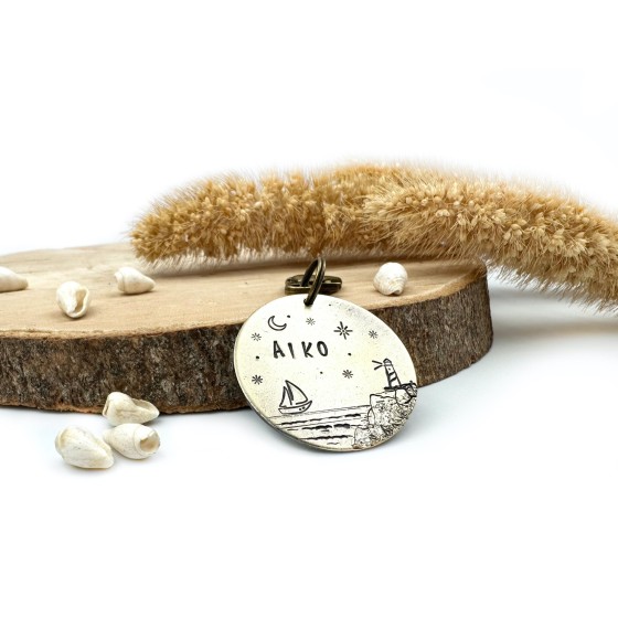 Hundemarke „Moonlight Bay“ – handgestempelt & personalisierbar
